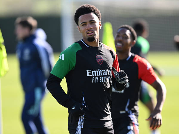 PSV vs Arsenal: Nwaneri Bisa Ukir Sejarah di Babak Gugur Liga Champions