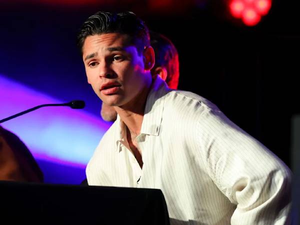 Ryan Garcia menghadiri konferensi pers peluncuran resmi “Fatal Fury: City of Wolves”. (Foto: Fight TV)