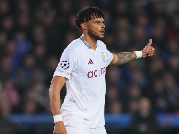 Tyrone Mings dipuji oleh manajer Aston Villa, Unai Emery