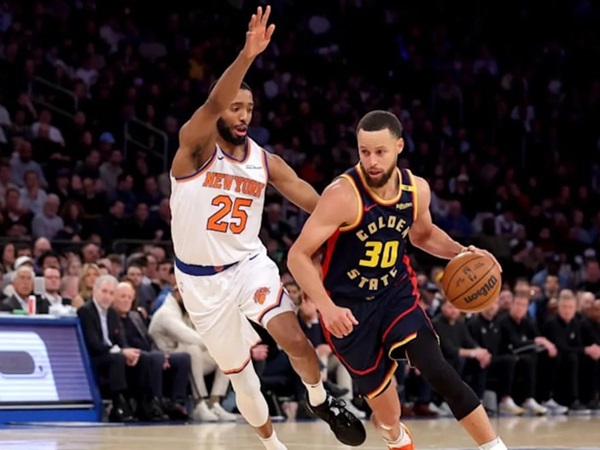 Warriors Kalahkan Knicks Lewat Aksi Cemerlang Stephen Curry