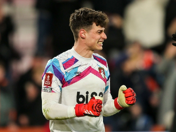 Kepa Arrizabalaga sedang dipinjamkan ke Bournemouth