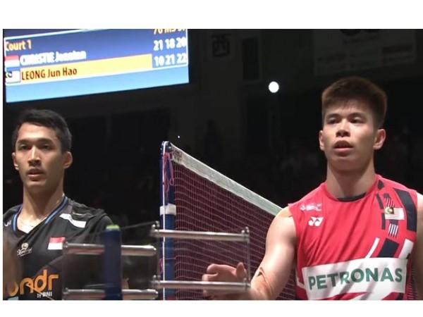 Leong Jun Hao Terundi Lawan Jonatan Christie di Babak Pertama All England 2025