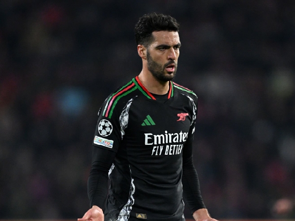 Gelandang Arsenal, Mikel Merino