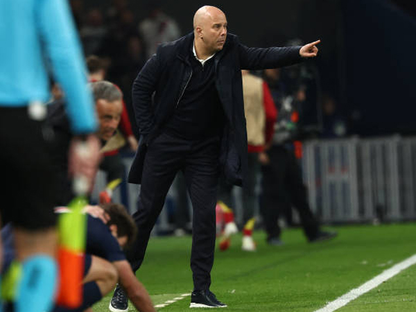 Puji Kualitas PSG, Arne Slot Bantah Liverpool Tampil di Bawah Standar