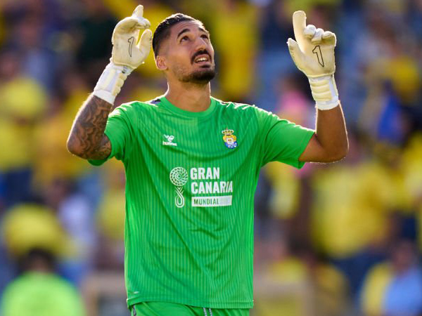 Alvaro Valles.