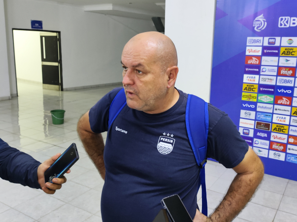 Pelatih Persib, Bojan Hodak