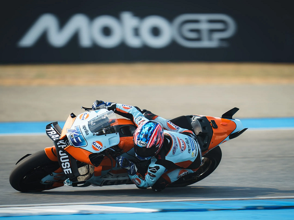 Ai Ogura terus belajar untuk berkomunikasi lebih baik dengan tim.