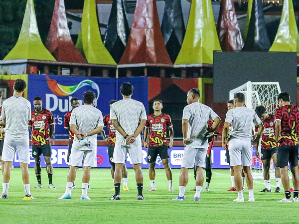 Latihan Semen Padang FC jelang menghadapi Persib Bandung