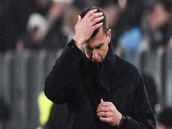 Arrigo Sacchi meminta Juventus untuk bersabar dengan Thiago Motta, meski prestasi klub terbilang anjlok pada musim ini / via Getty Images