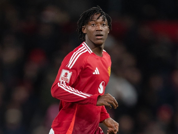 Chelsea mengincar gelandang muda Manchester United, Kobbie Mainoo