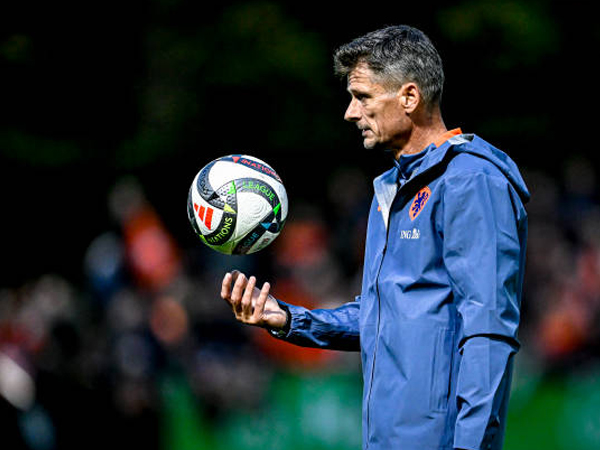 Inter Milan Difavoritkan ke Perempat Final, Wim Jonk Beri Peringatan