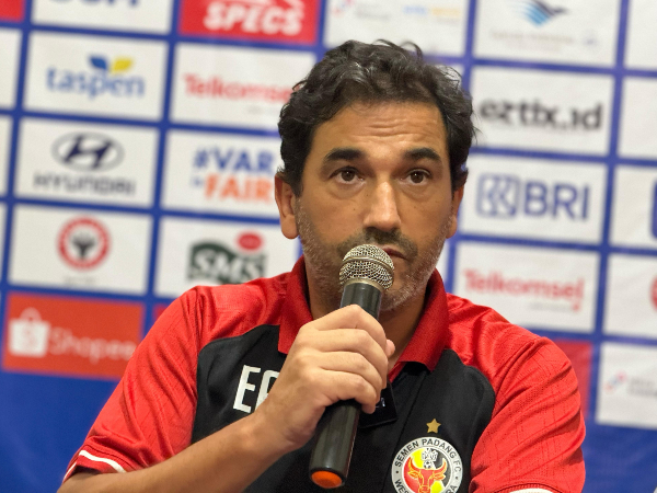 Semen Padang harus akui keunggulan Persib 1-4