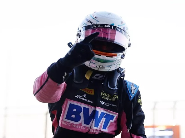 Kush Maini Jadi Pebalap Cadangan dan Uji Coba Tim Alpine