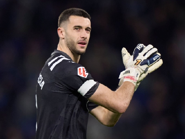 Kiper Espanyol, Joan Garcia, jadi rebutan Arsenal dan Barcelona