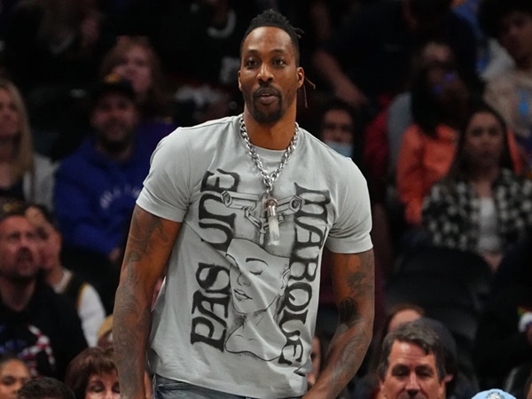 Dwight Howard Curhat Mengenai Pengalaman Pahitnya Bersama James