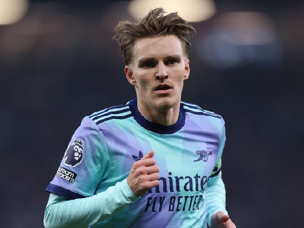 Kapten Arsenal, Martin Odegaard, dikritik oleh Paul Scholes