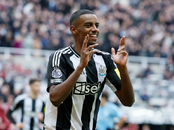 Arsenal telah lama tertarik pada Alexander Isak