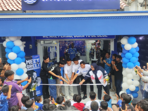 Tiga pemain Persib hadiri peresmian Persib Store cabang Cianjur