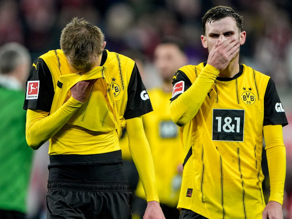 Borussia Dortmund menderita kekalahan ketujuh dari 11 pertandingan usai jeda musim dingin