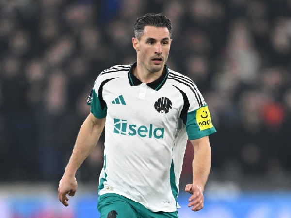 Bek Newcastle United, Fabian Schar