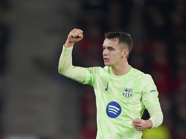 Marc Casado Percaya Diri Bisa Bersaing dengan De Jong