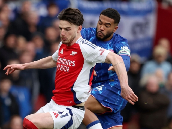 Wayne Rooney menyoroti tugas berat Reece James dalam mengawal Declan Rice