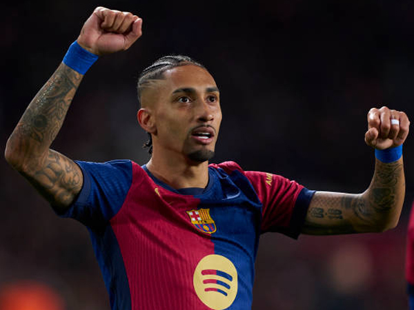 Berpengaruh di Barcelona, Cubarsi Ungkap Sosok Raphinha Sebagai Pemimpin