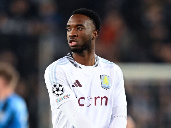 Bek Aston Villa, Lamare Bogarde