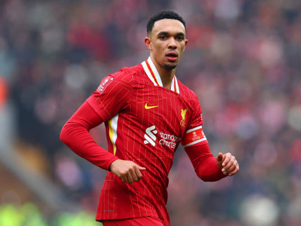 Masih Cedera, Jadwal Kembalinya Trent Alexander-Arnold Masih Belum Pasti