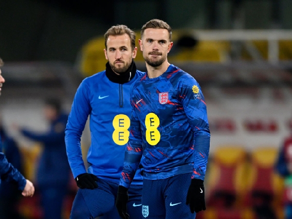 Harry Kane dan Jordan Henderson