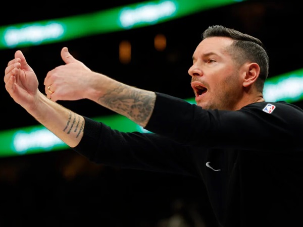 JJ Redick Terkesan dengan Penampilan Bronny James