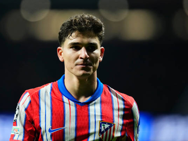 Liverpool Tidak Pernah Mengajukan Tawaran untuk Julian Alvarez