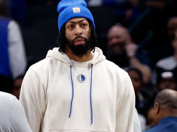 Anthony Davis Mungkin Kembali Bela Mavericks Minggu Depan