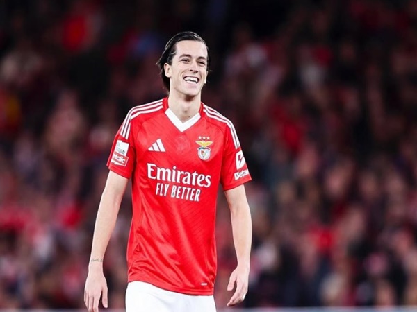 Defender incaran Atletico Madrid