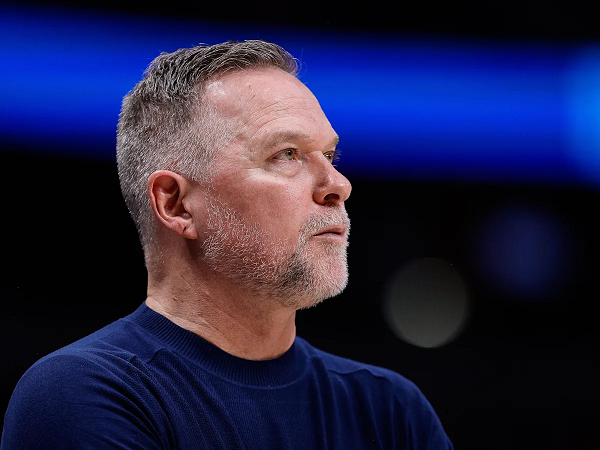 Mike Malone kesal Denver Nuggets dipermalukan Portland Trail Blazers.