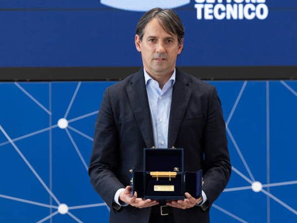 Inter Milan Sukses Musim Lalu, Simone Inzaghi Raih Panchina d'Oro 2023/24