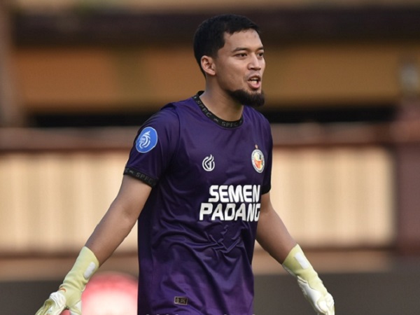 Kiper Semen Padang FC, Dicky Indrayana