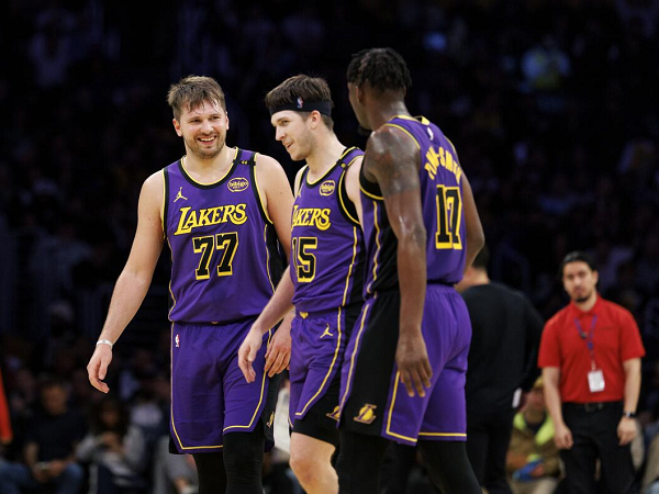 Kendrick Perkins soroti buruknya pertahanan Los Angeles Lakers.