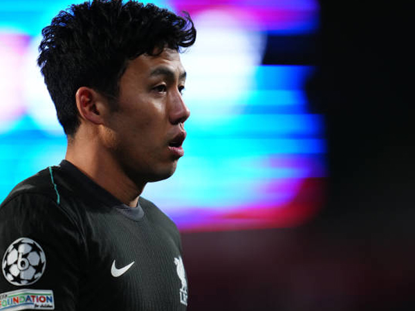 Dapat Banyak Cinta dari Suporter Liverpool, Wataru Endo Terharu