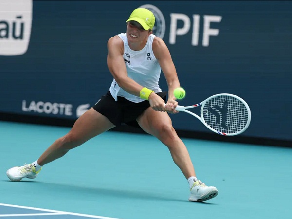 Lagi-Lagi Telan Kekalahan Pahit Di Miami, Ini Pandangan Iga Swiatek
