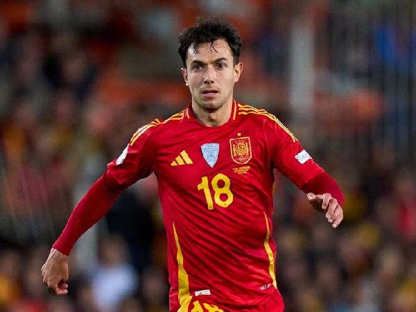 Arsenal dan Real Madrid berebut tanda tangan Martin Zubimendi