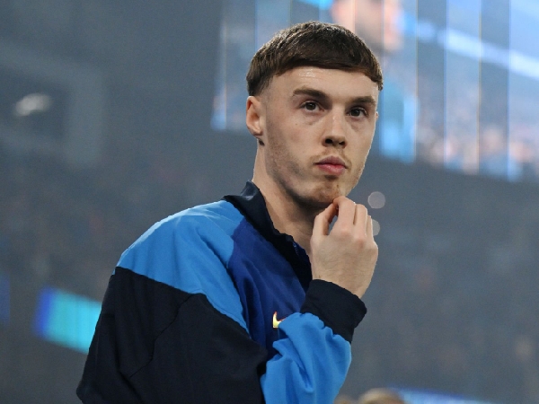 Chelsea harap-harap cemas terkait kondisi Cole Palmer