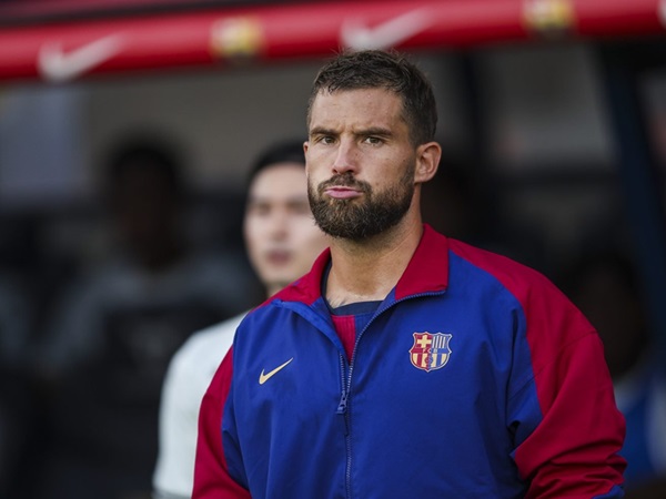 Inigo Martinez Tak Seharusnya Bermain Saat Barcelona Bantai Osasuna