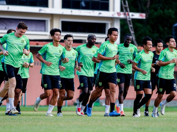 Latihan skuat Persebaya Surabaya
