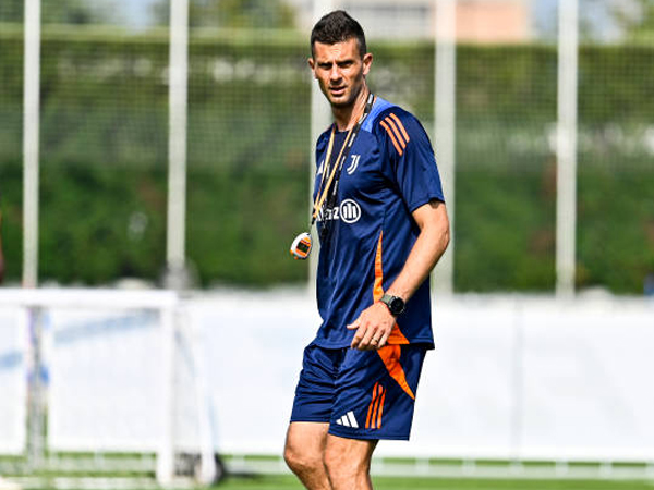 Juventus Hadapi Beban Finansial Usai Pecat Thiago Motta