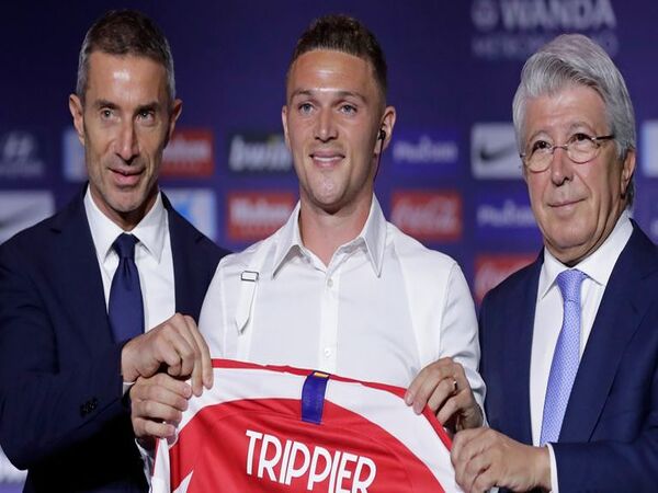 Arsenal resmi mengangkat eks Atletico Madrid yaitu Andrea Berta (paling kiri) sebagai Direktur Olahraga klub yang baru per hari ini (30/3) / via Getty Images