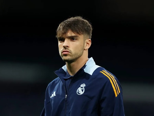 Raul Asencio Puji Mbappe Usai Mengalahkan Leganes