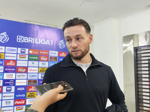 Kapten Persib, Marc Klok