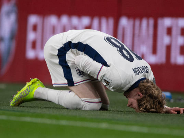 Anthony Gordon Segera Kembali Berlatih, Eddie Howe Beri Kabar Positif