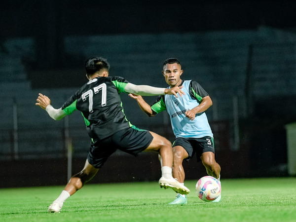 Bek sayap kiri Persebaya Surabaya, Ardi Idrus